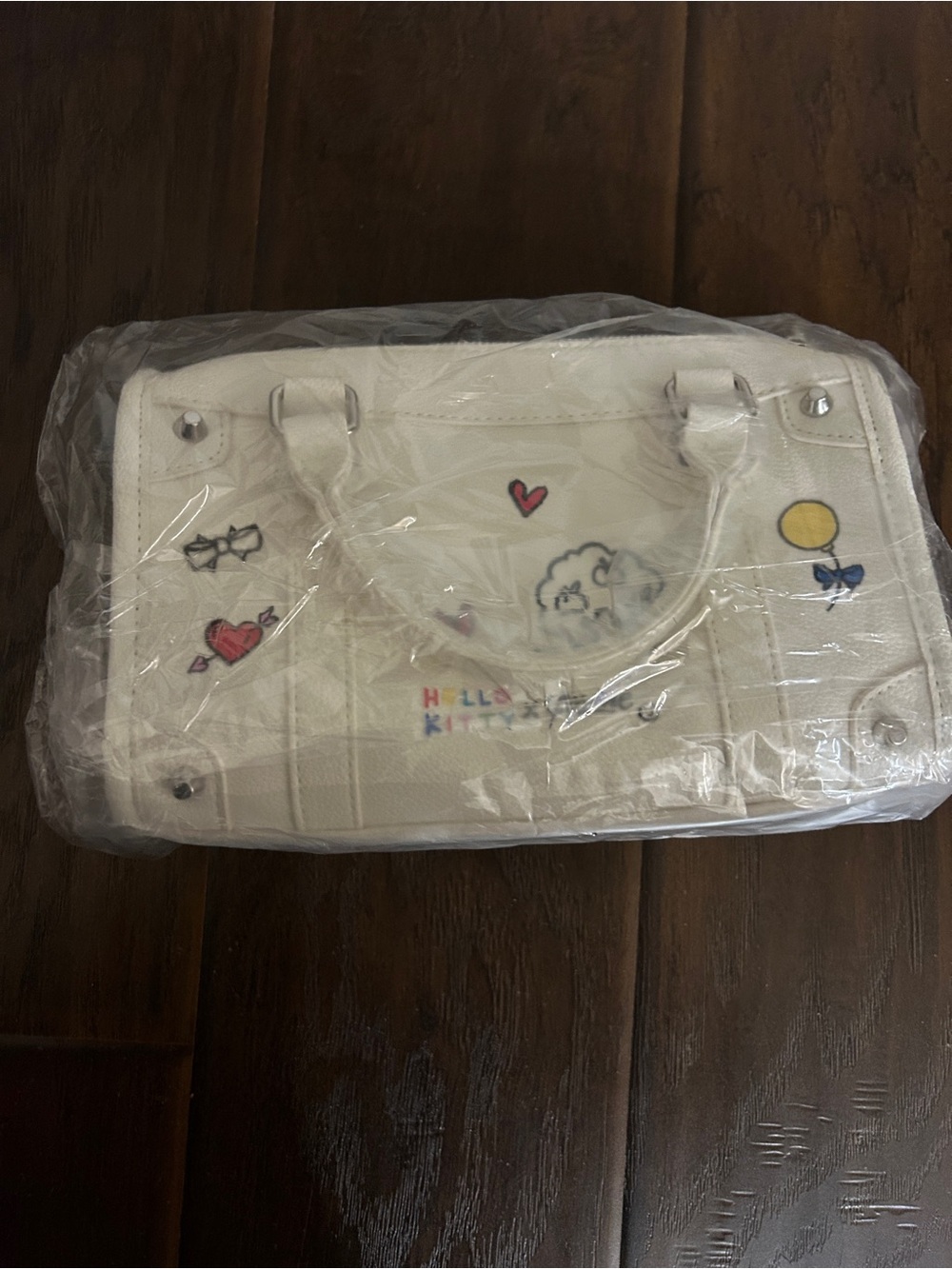 Hello Kitty x Andre Saraiva Mini Handbag - Picture 4 of 5